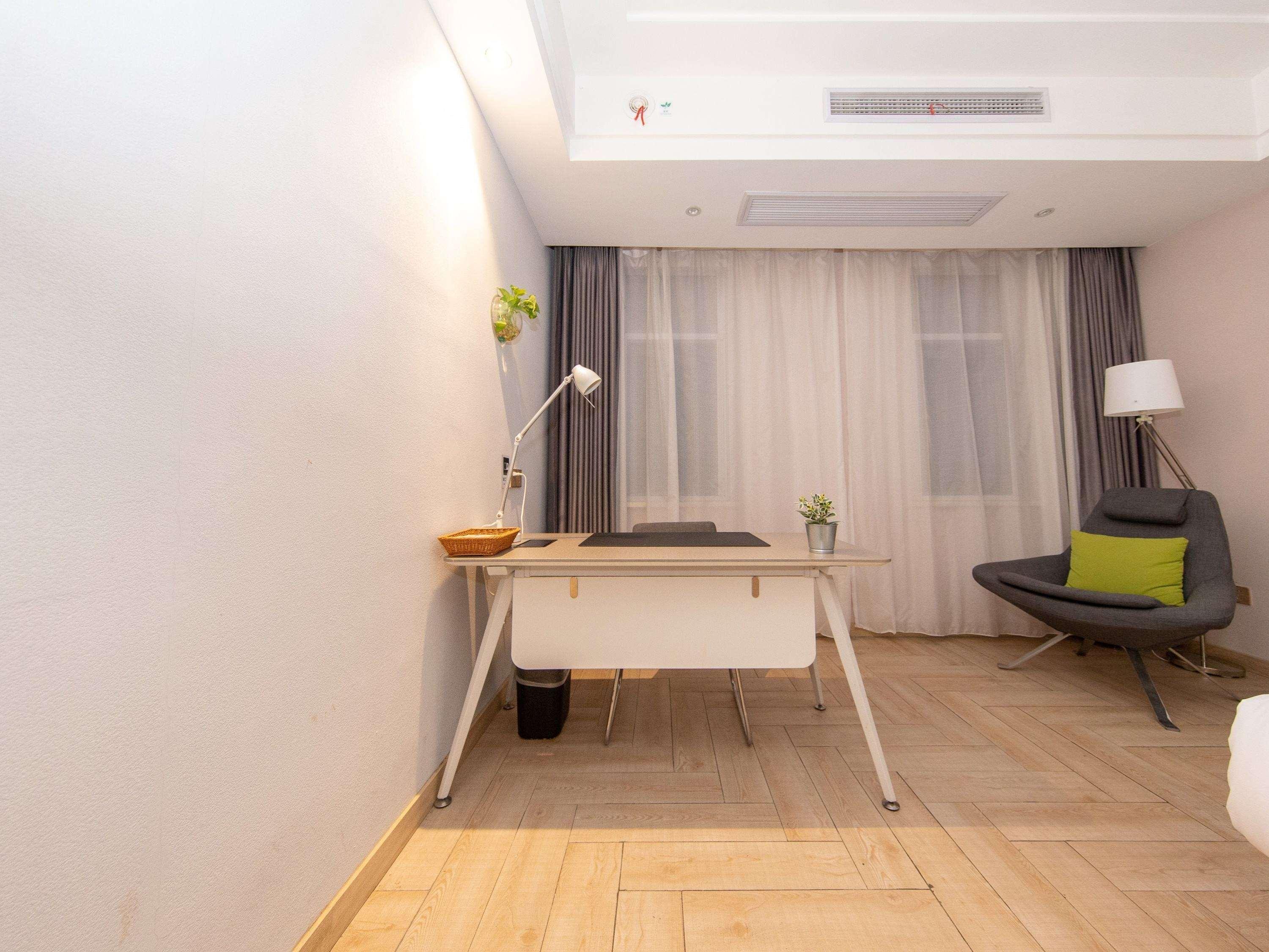 Ibis Styles Nantong Development Zone Shimao Plaza Hotel Eksteriør billede