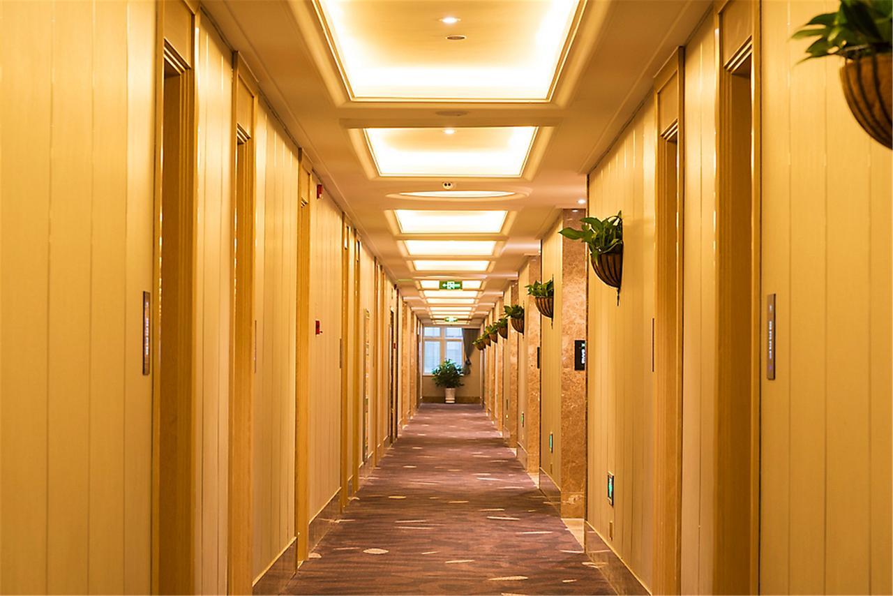 Ibis Styles Nantong Development Zone Shimao Plaza Hotel Eksteriør billede